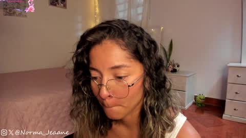 Norma Jeaane online show from 01.21.25
