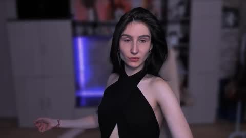 Hazel online show from 02.19.26