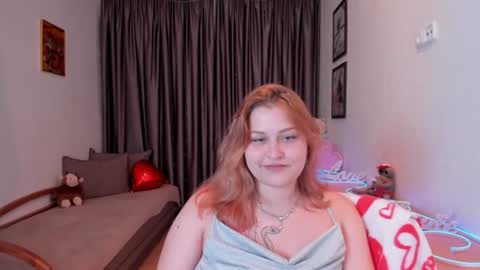 Snapshot of nortystaar chatting on 06.23.26 NORA online show from 06.23.26