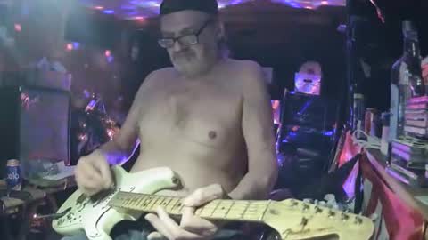 Snapshot of notflamingfart chatting on 02.17.26 notflamingfart online show from 02.17.26