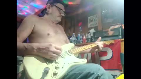 Snapshot of notflamingfart chatting on 03.16.26 notflamingfart online show from 03.16.26