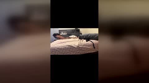 noturaveragemilf online show from 12.02.25