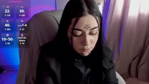  s online show from 10.21.25