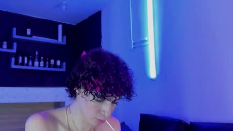 Nova Salvatore online show from 01.08.26