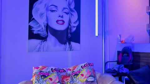 Nova Salvatore online show from 03.25.26