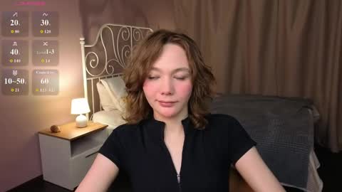 Snapshot of novaeva_ chatting on 05.22.26 Eva online show from 05.22.26