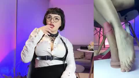 Snapshot of novafet chatting on 02.21.26 nova online show from 02.21.26