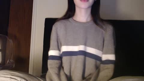 Snapshot of novafrey chatting on 12.06.24 Olivia online show from 12.06.24