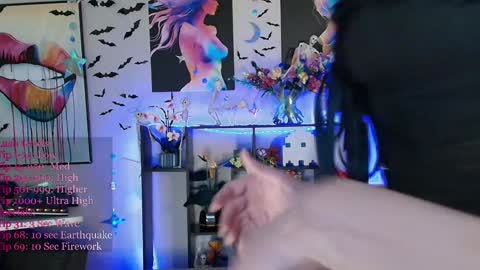 Nova Harper online show from 10.07.25