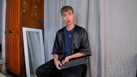 NovayBrian online show from 01.30.25