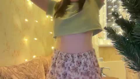 Snapshot of nuitblanche_vibes chatting on 12.03.25 nuitblanche_vibes online show from 12.03.25