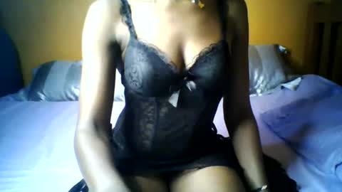 Snapshot of nukshypipi chatting on 06.16.26 nukshypipi online show from 06.16.26