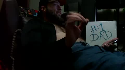 Awwwww Hey Sweetie Pies. Welcome To The Sweetie Pie Lounge. Enjoy The Dad-Cast. SweetCorny Fun-loving Dad Talk. online show from 12.15.25