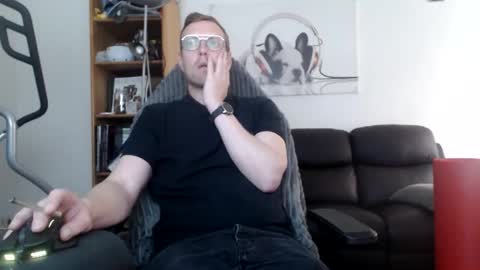 nursefan online show from 10.29.25