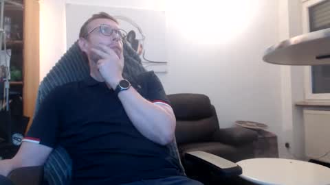 nursefan online show from 11.03.25