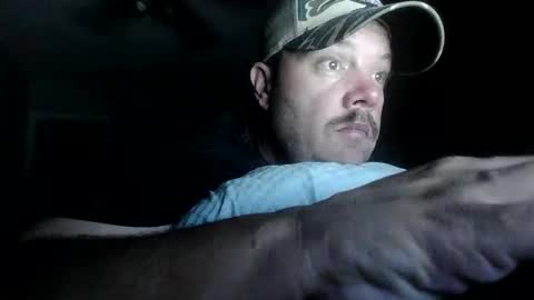 Snapshot of nuttincowboy727272 chatting on 05.10.26 nuttincowboy727272 online show from 05.10.26