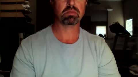 nvrenuff1979 online show from 09.18.25