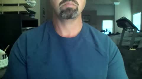 nvrenuff1979 online show from 11.19.25