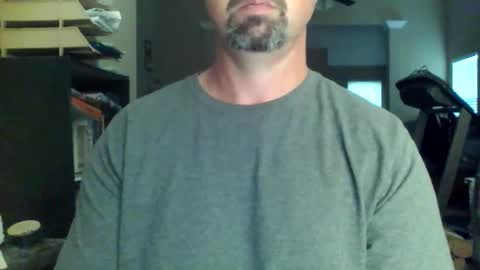 nvrenuff1979 online show from 04.24.26