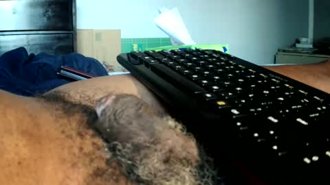 Snapshot of nyakuti chatting on 03.04.25 KN online show from 03.04.25