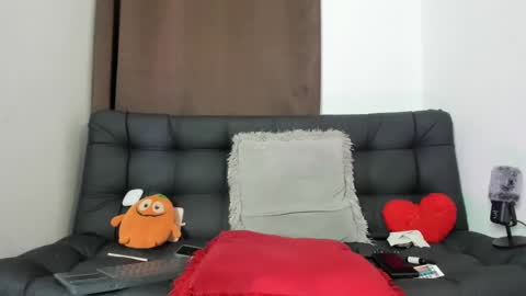 Snapshot of nyalgasai1 chatting on 02.02.25 Nia online show from 02.02.25