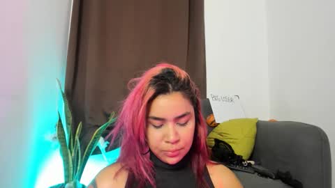 Nia online show from 11.13.25