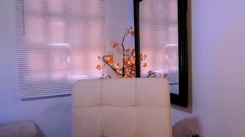 Nycole online show from 11.20.25