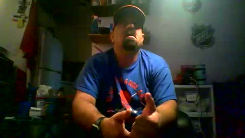 Snapshot of nyisles00 chatting on 12.01.25 nyisles00 online show from 12.01.25