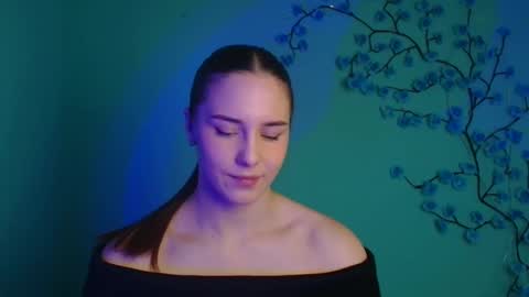 Nykara online show from 04.23.26