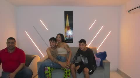 Snapshot of nympho_nathy_sophi chatting on 12.13.25 nympho_nathy_sophi online show from 12.13.25