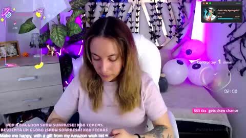 Snapshot of nyx_andria chatting on 10.22.25 Alex . online show from 10.22.25