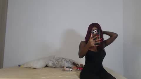 Snapshot of nyx_flame chatting on 10.05.25 Nyx flames online show from 10.05.25