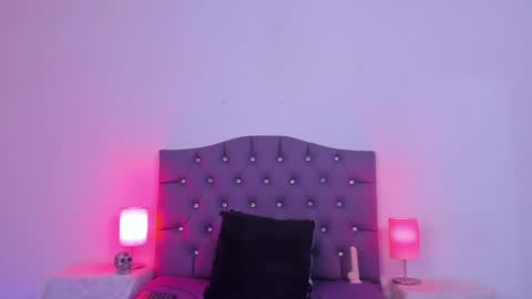   online show from 02.01.25