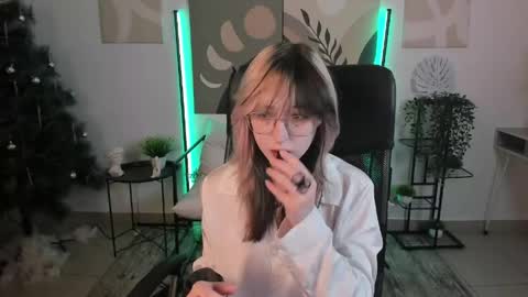 Snapshot of nyxcalderra chatting on 05.09.26 Nyx online show from 05.09.26