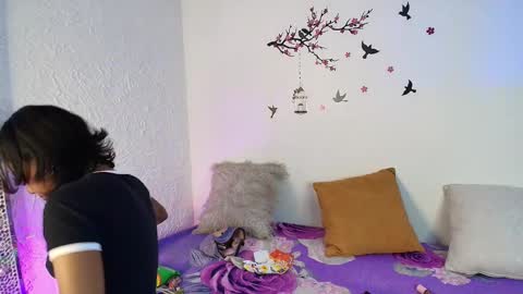 NYXHELLSQUEEN online show from 01.15.26