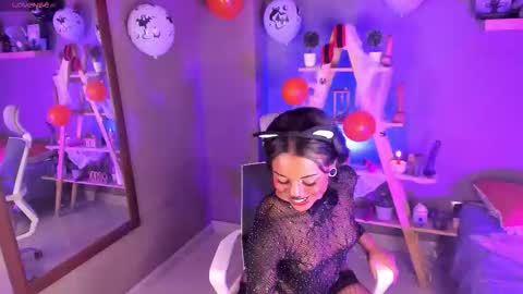 Nyx online show from 10.19.25