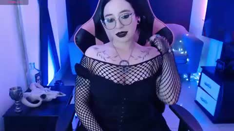 Snapshot of nyxnocturne chatting on 06.16.26 Nyx online show from 06.16.26