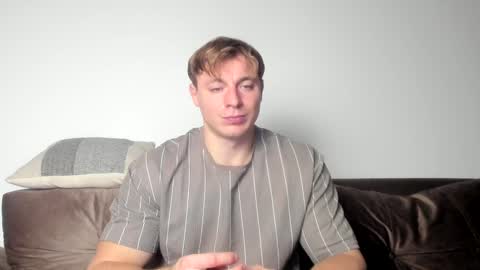 Snapshot of o_r_b_i_t chatting on 12.10.24 o_r_b_i_t online show from 12.10.24