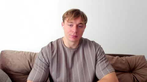 Snapshot of o_r_b_i_t chatting on 12.15.24 o_r_b_i_t online show from 12.15.24