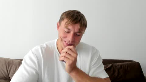 Snapshot of o_r_b_i_t chatting on 01.27.25 o_r_b_i_t online show from 01.27.25