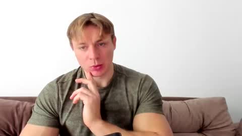 Snapshot of o_r_b_i_t chatting on 02.24.25 o_r_b_i_t online show from 02.24.25