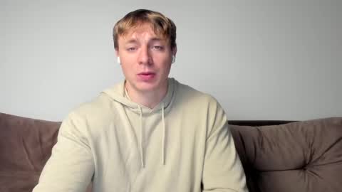 Snapshot of o_r_b_i_t chatting on 02.25.25 o_r_b_i_t online show from 02.25.25