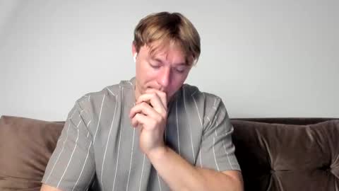 Snapshot of o_r_b_i_t chatting on 03.09.25 o_r_b_i_t online show from 03.09.25