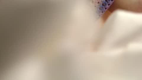 Snapshot of oatmilk7 chatting on 02.08.25 oatmilk7 online show from 02.08.25