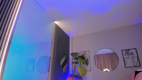 Snapshot of obscenexxx chatting on 12.04.25 Rubby online show from 12.04.25