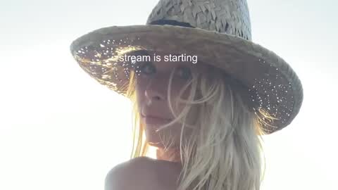 Snapshot of ocicat chatting on 12.14.24 hi im Janasmall boobs big heart warm pussy online show from 12.14.24