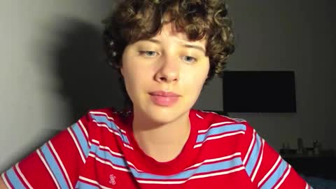 Evie online show from 03.12.26