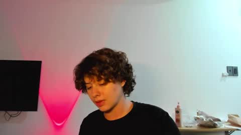 Evie online show from 04.07.26