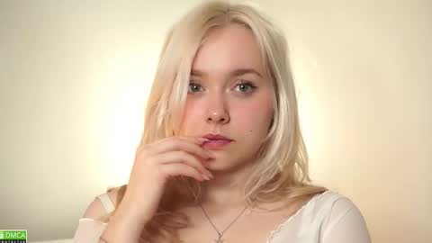 Snapshot of odelynbrower chatting on 11.09.25 Alice online show from 11.09.25