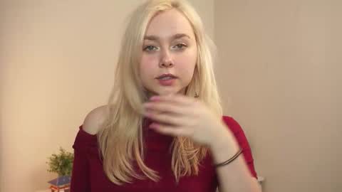 Snapshot of odelynbrower chatting on 11.20.25 Alice online show from 11.20.25